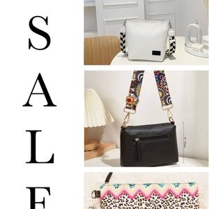 Crossbody/Clutches